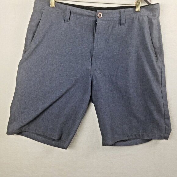 Volcom Gray Bermuda Casual Shorts Mens Size 36 flat front NWOT wickdry fabric - Picture 1 of 15
